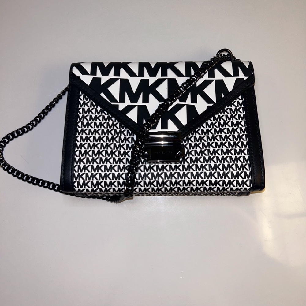Michael Kors Black and White Shoulder Bag